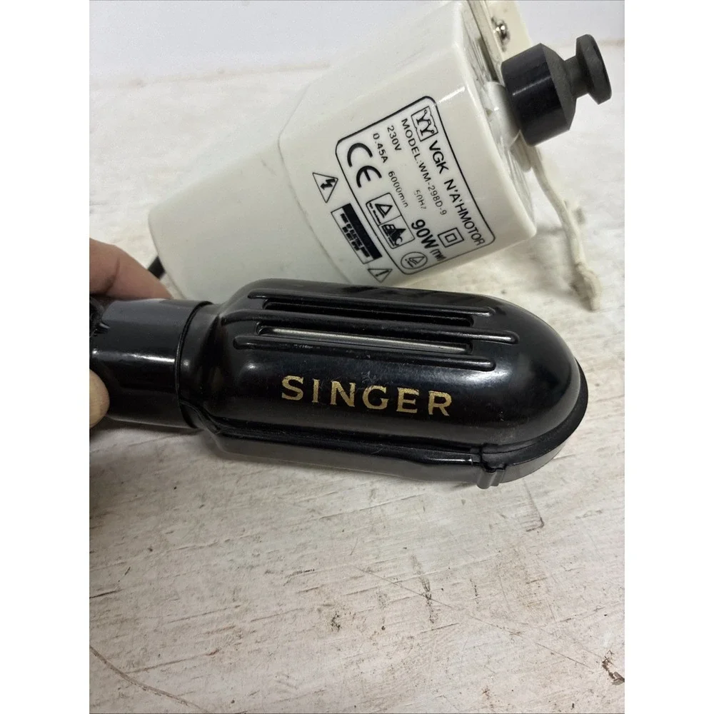 vtg sewing machine vgk n'a'h motor model wm-298d-9 With Singer Light